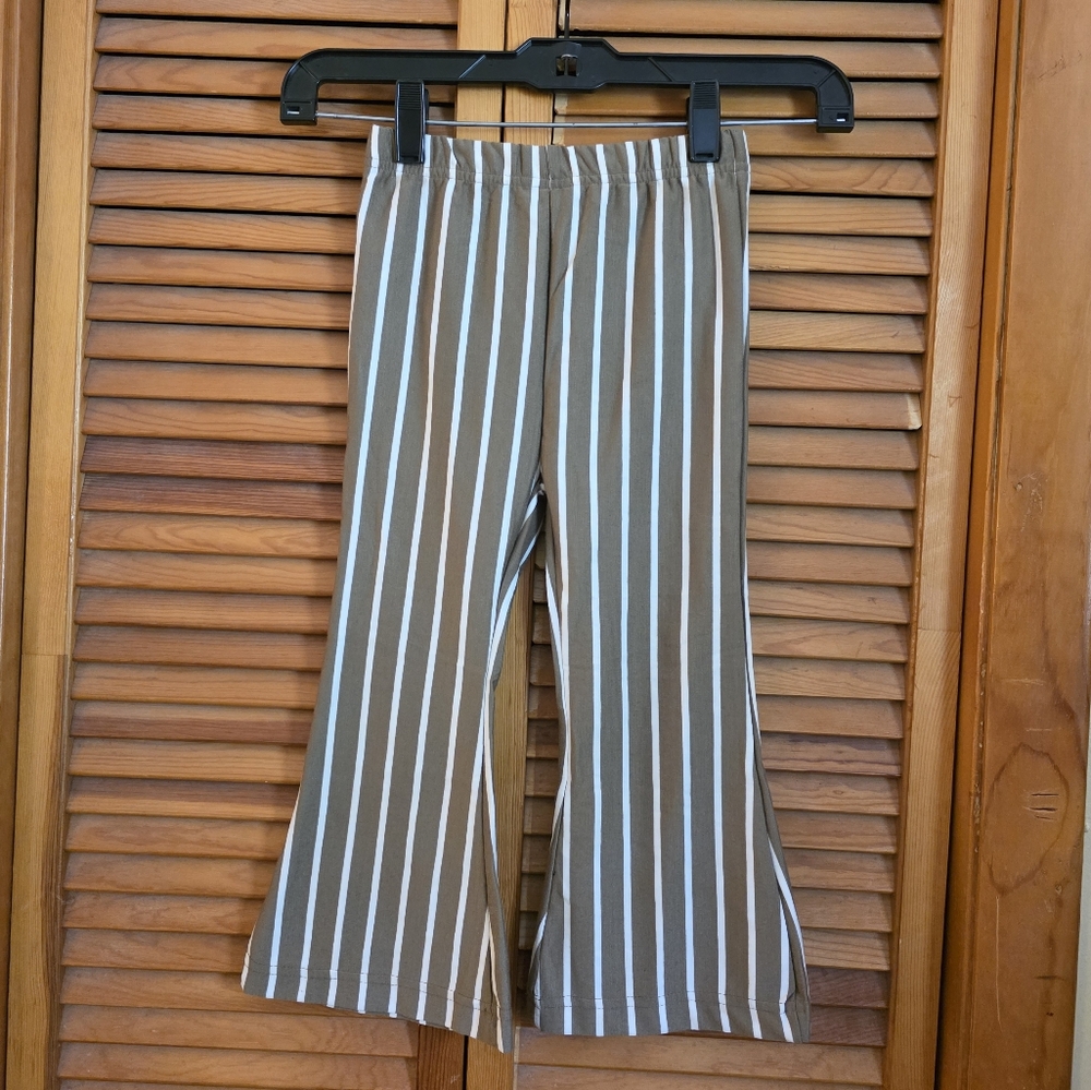 NWT Bailey's Blossoms Girls Boho Bell Bottom Pants Size 4T